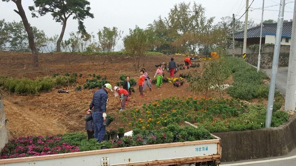 쌍책면 내촌마을, 아름다운 쉼터 ‘등끝에 소공원’조성 