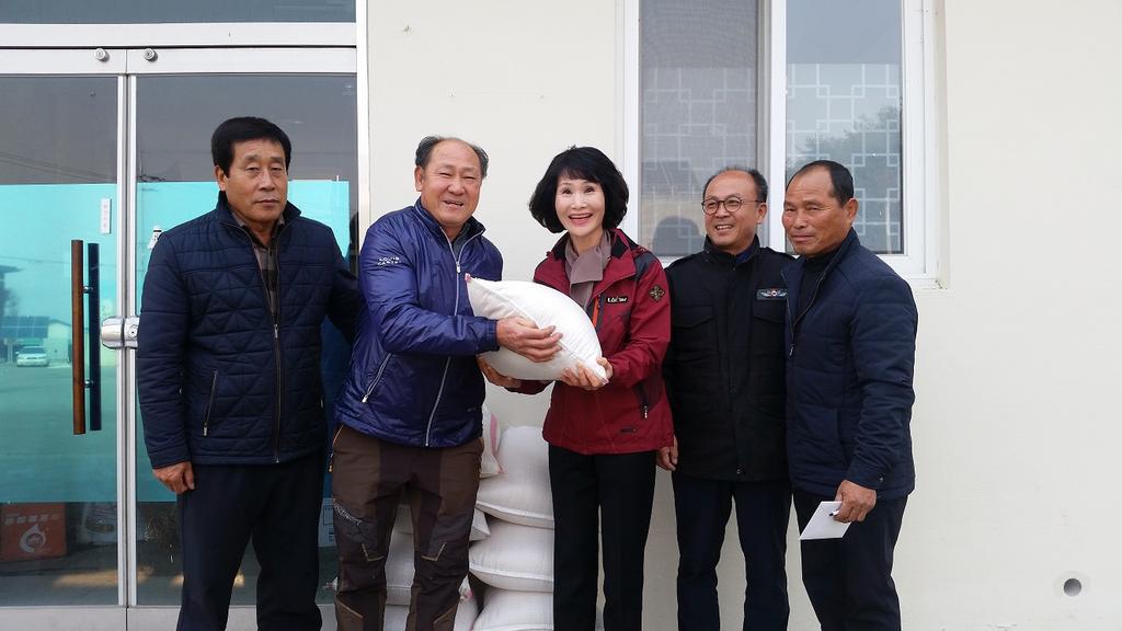 합천군 율곡면 조금식 씨 사랑의 햅쌀 기증