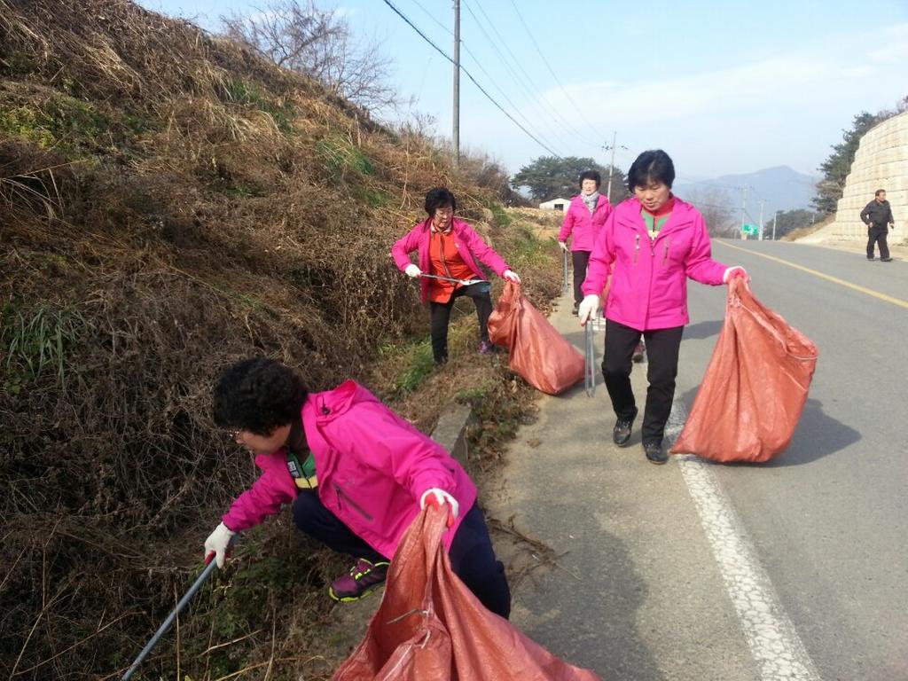 용주면 주부민방위기동대 깨끗한 용주 만들기에 앞장 서