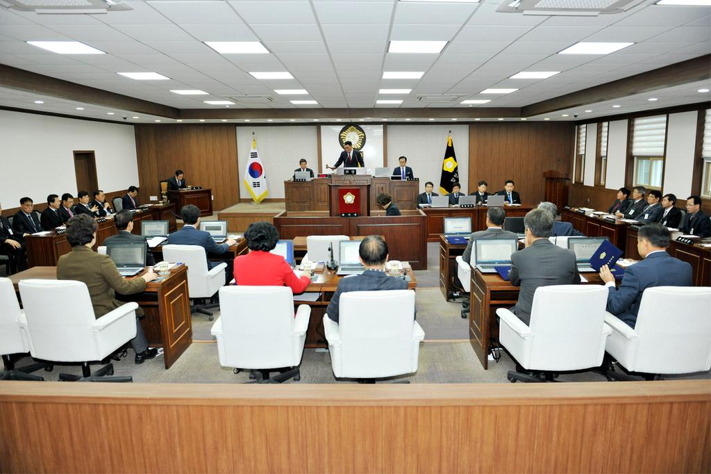 합천군의회 제215회 정례회 마무리