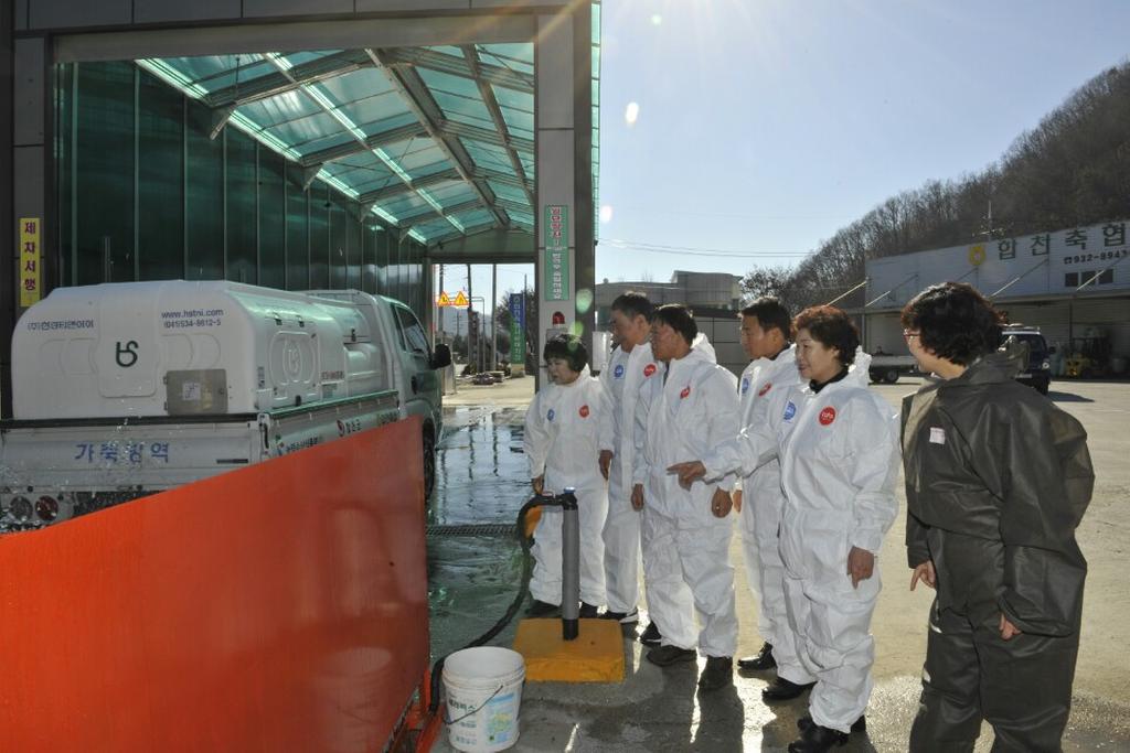 합천군의회, 조류인플루엔자 차단 방역소 방문