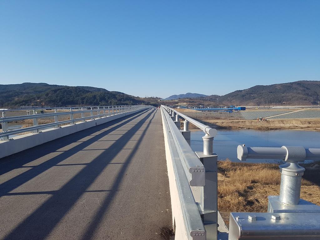 황강변의 율곡 ~ 쌍책면민의 통행편익 제공