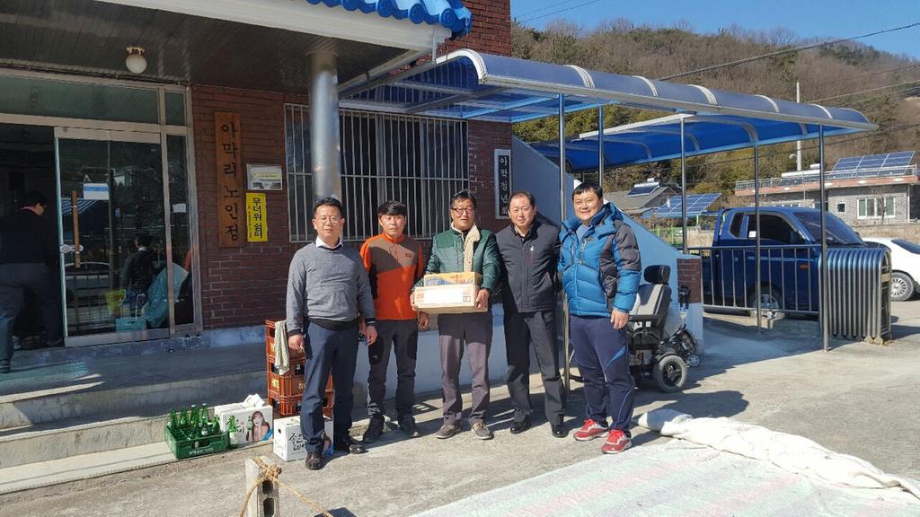 초계면 청년회 만수무강 기원, 관내 17개 마을 국수․멸치 전달