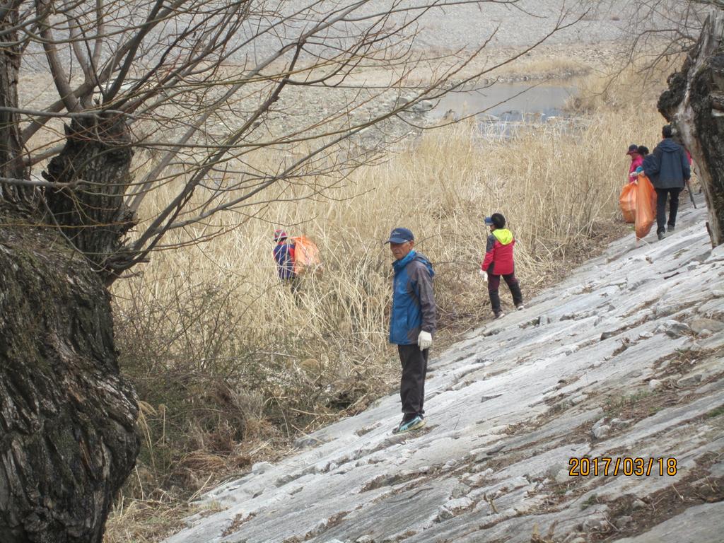 가회면 구평마을 주민 새봄맞이 대청소 실시