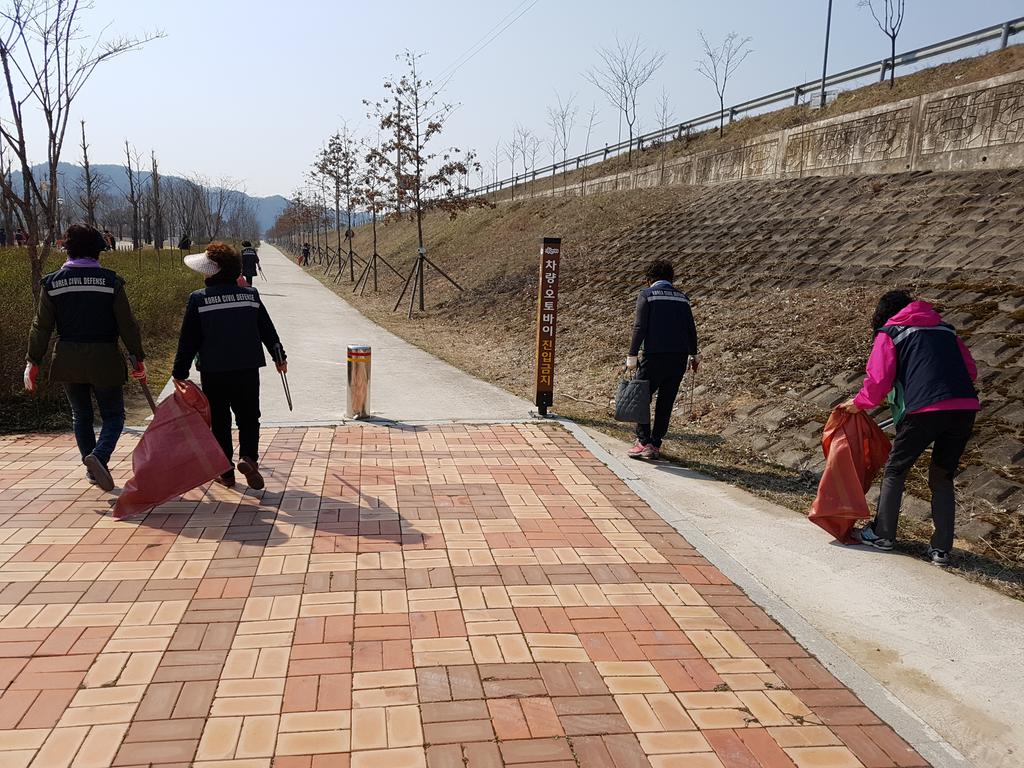 합천읍 주부민방위기동대 봄맞이 환경정화 활동