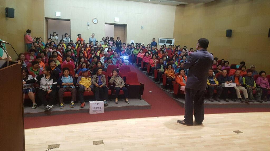 합천군 대장경테마파크 정기영화상영 대박