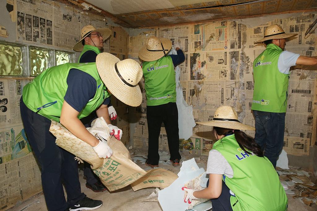 합천군과 LH가 함께하는 『행복더하기 희망나누기』 협약체결 및 봉사활동 실시