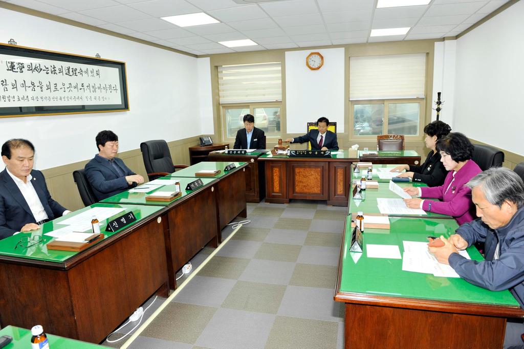 합천군의회 10월 두 번째 정례간담회 개최