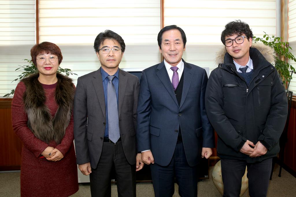 주)엔비전 김시원대표 교육발전기금기탁