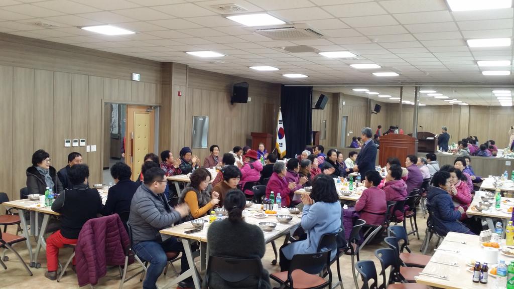 쌍백면자원봉사회‘어려운 노인 목욕봉사’실시