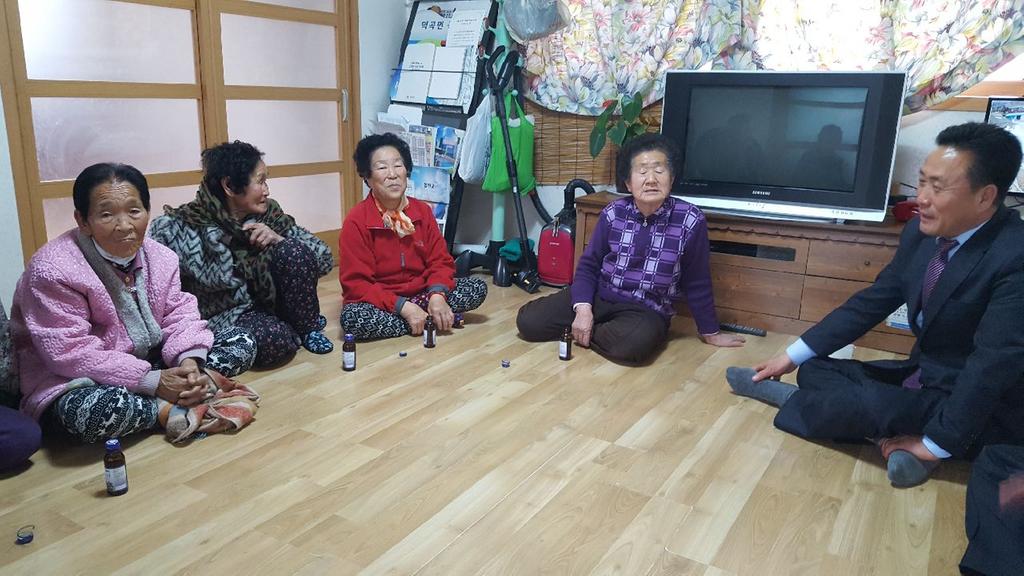 덕곡면 관내 경로당방문 현장행정 실천