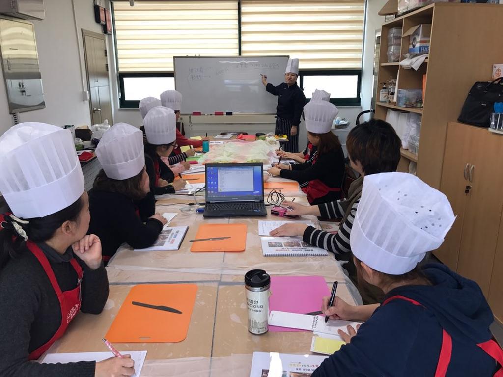 합천군다문화가족지원센터 아동요리지도사 1급 자격증 과정 수료