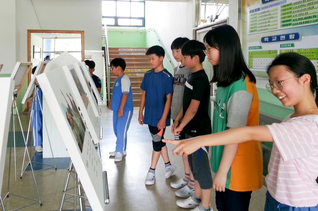 이주홍어린이문학관 관내 초등학교 찾아가는 전시회 실시  
