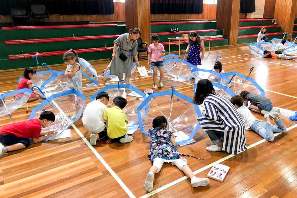 합천군자원봉사센터 「빗길아동지킴이 안전우산만들기」 실시 