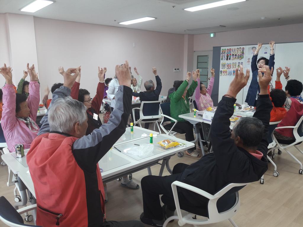 합천군, 폭염 속 치매안심센터 “북적 북적”