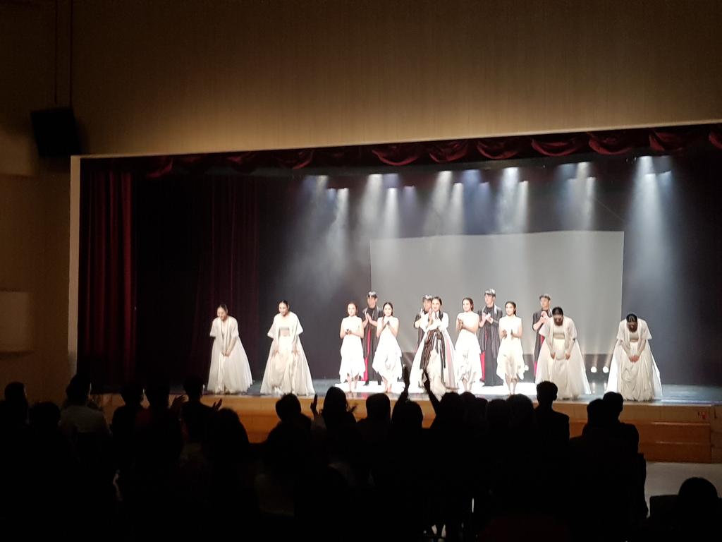  윤명화무용단 <샤먼> 공연 성황리에 개최