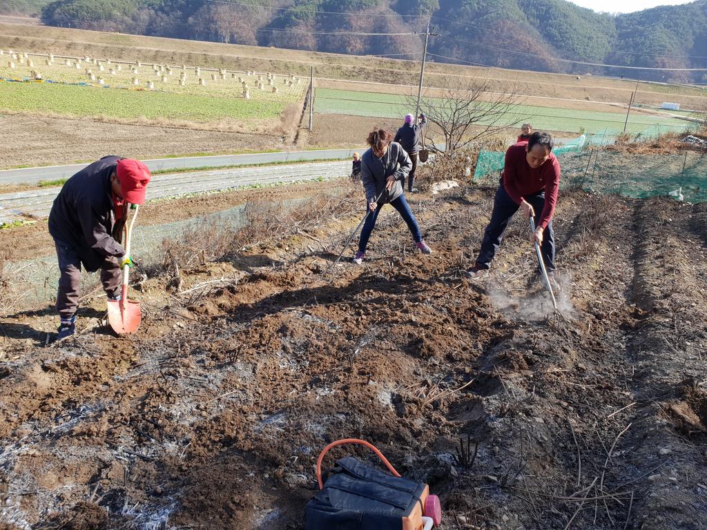 합천군 청덕면 산림연접지 인화물질 사전제거 작업실시