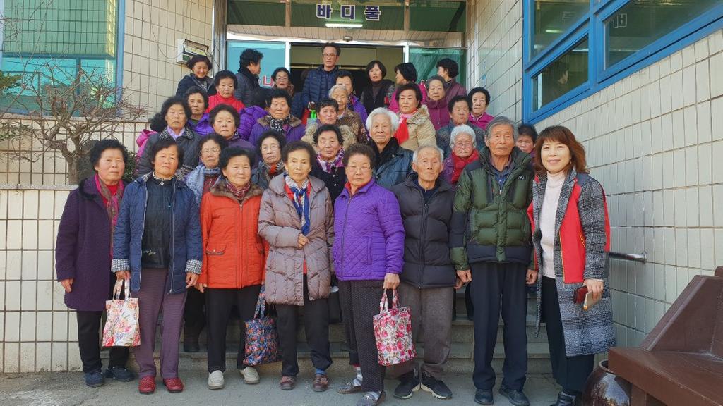 율곡면 자원봉사회 설맞이 목욕 봉사 실시