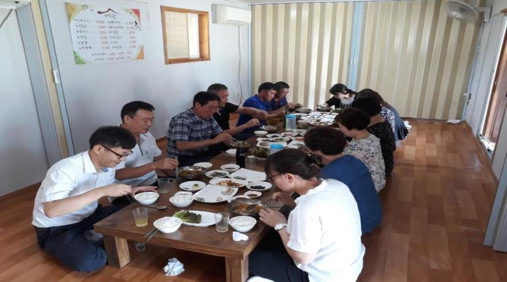 덕곡면, 따뜻한 국밥 한 그릇으로 정(情)을 나누어요!