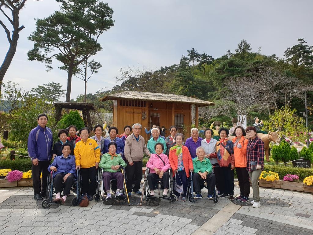 쌍책면 성인문해교실 어르신들 현장체험학습 다녀와