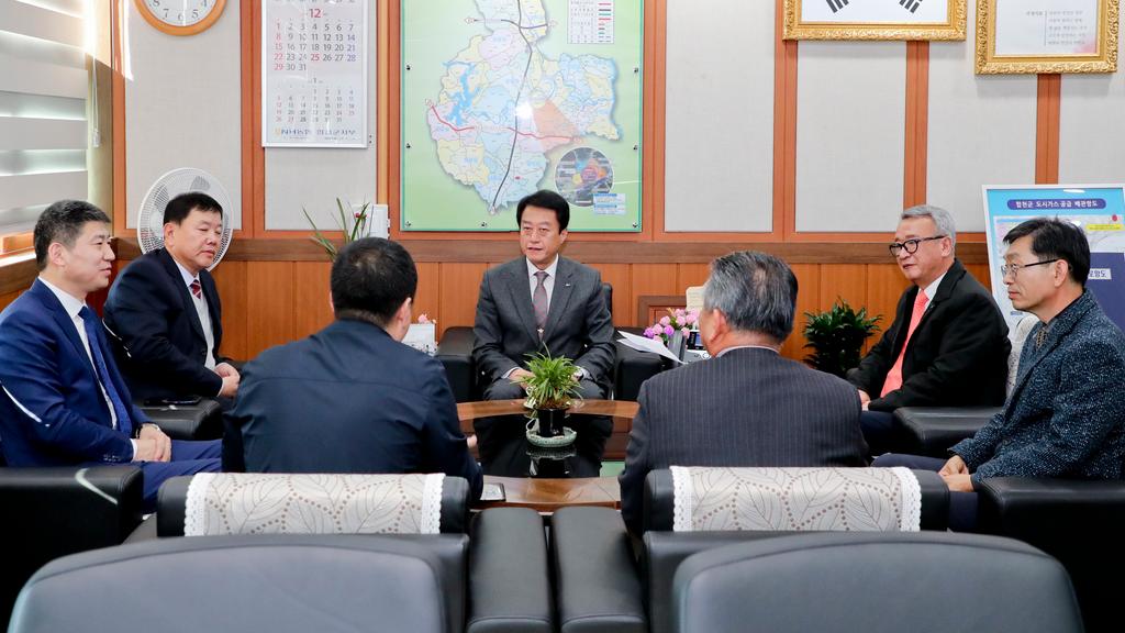 중국 요녕성 안산시 관계자 등 합천 방문