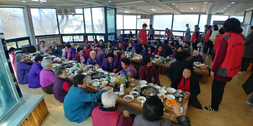 대병면 자원봉사회, 어려운 어르신 목욕봉사 실시