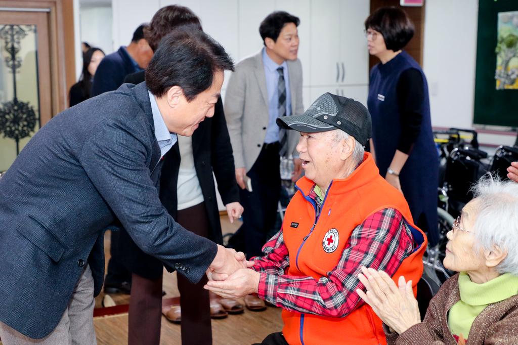 합천군, 설맞이 복지시설 등 어려운 계층 위문