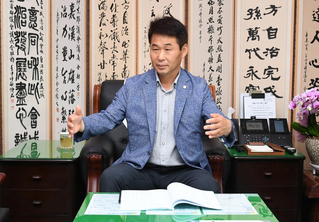 합천군의회 배몽희의장 후반기 운영방향 밝혀