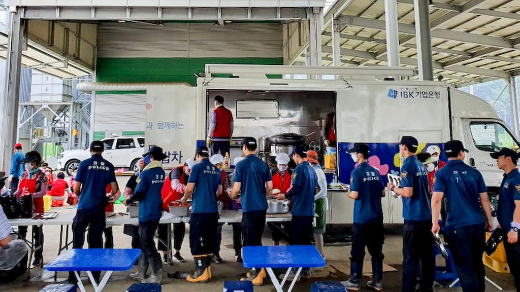 거제시 자원봉사센터, 합천군에‘사랑의 밥차’제공 