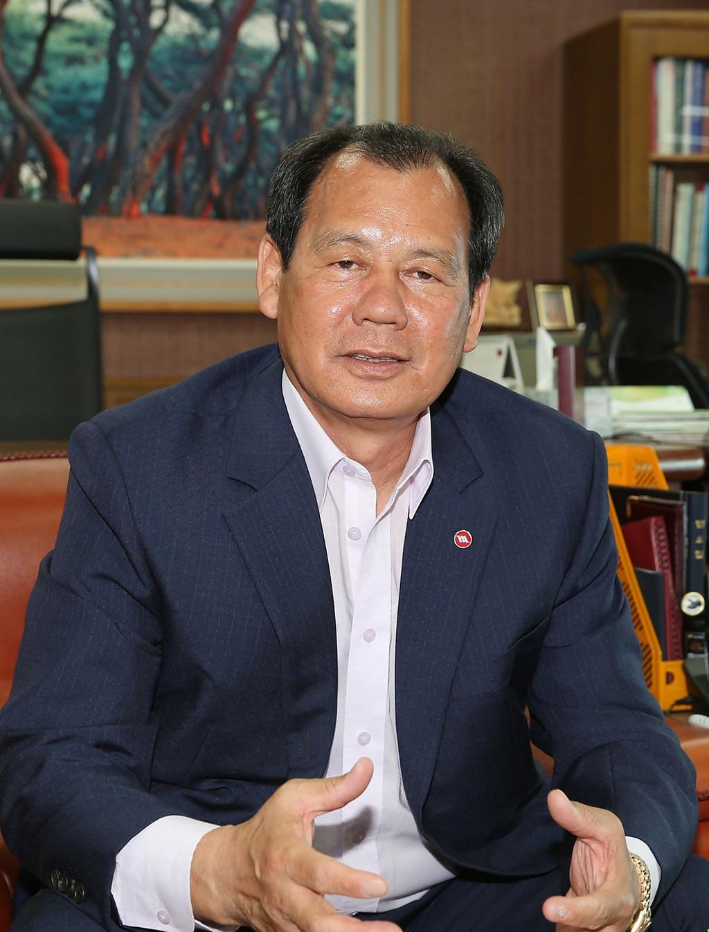 (사)한국예총합천지회 이점용 지회장,‘경남예술인상’영예!