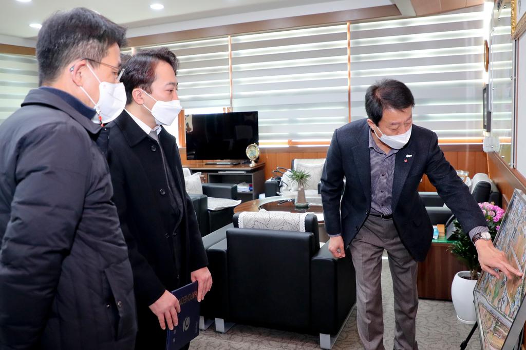 합천군 도시재생현장지원센터장 위촉