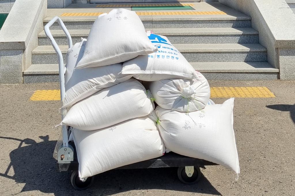 청덕면 장한용 씨, 백미 기탁으로 어려운 이웃돕기 실천