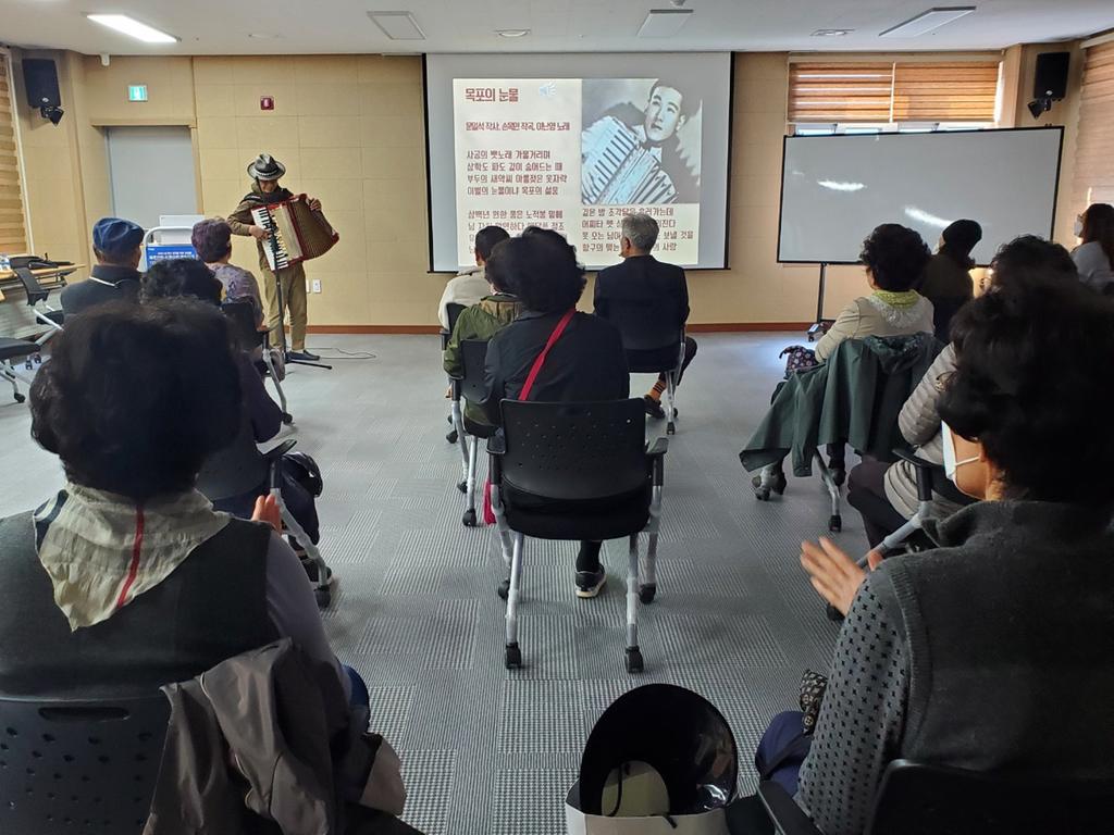 합천군 평생학습관에서 열리는 인문학 콘서트
