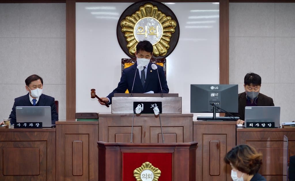 합천군의회 2차 정례회 종료