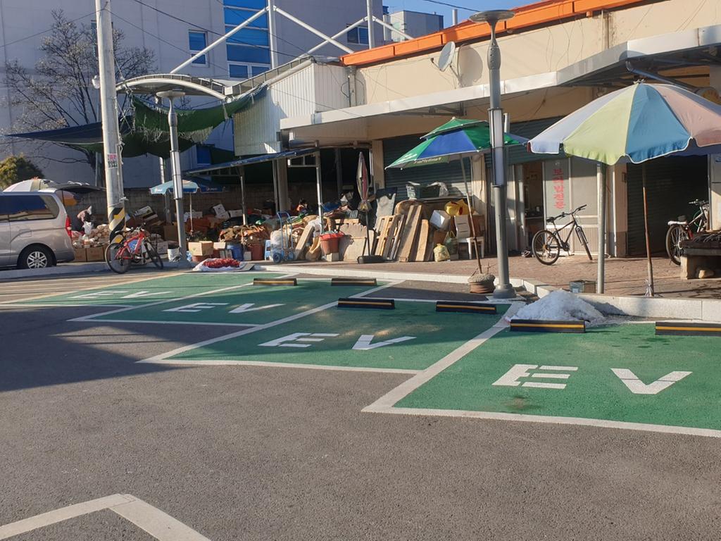 합천군, 전기차 충전구역 내 충전 방해행위 과태료 강화
