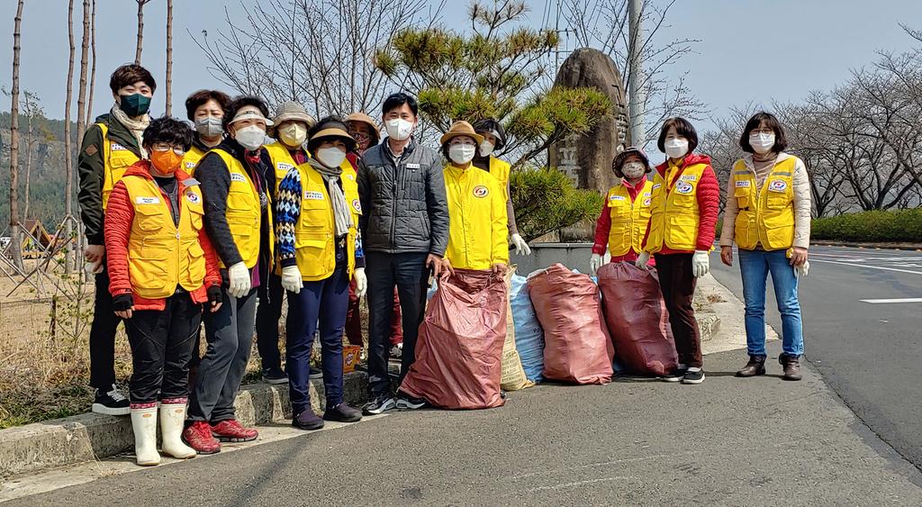 대한적십자봉사회 합천지구협의회, 봄맞이 환경정화 활동 시작