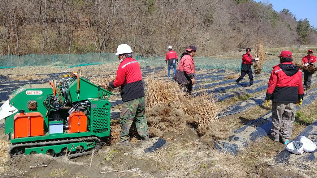 쌍백면, 영농부산물 파쇄기 작업단 운영