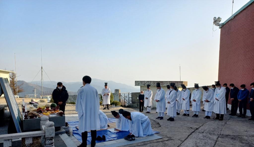 묘산면 오도산 산신제 봉행