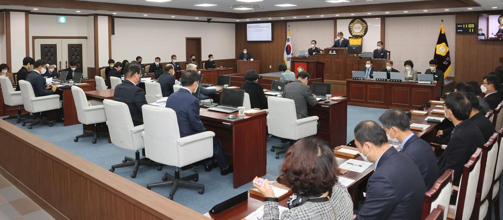합천군의회, 내년도 예산안 확정하며 정례회 마무리