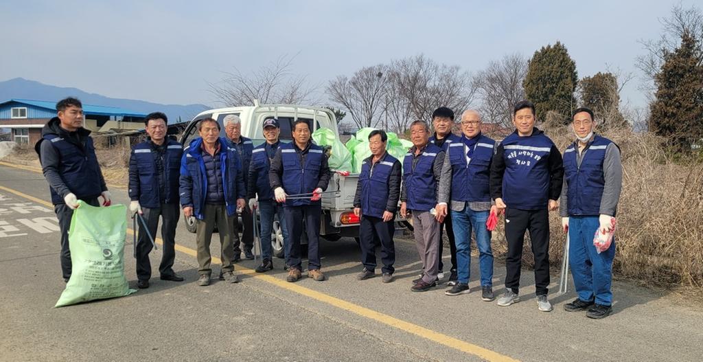 합천군 적중면 적사모 환경정화활동 실시