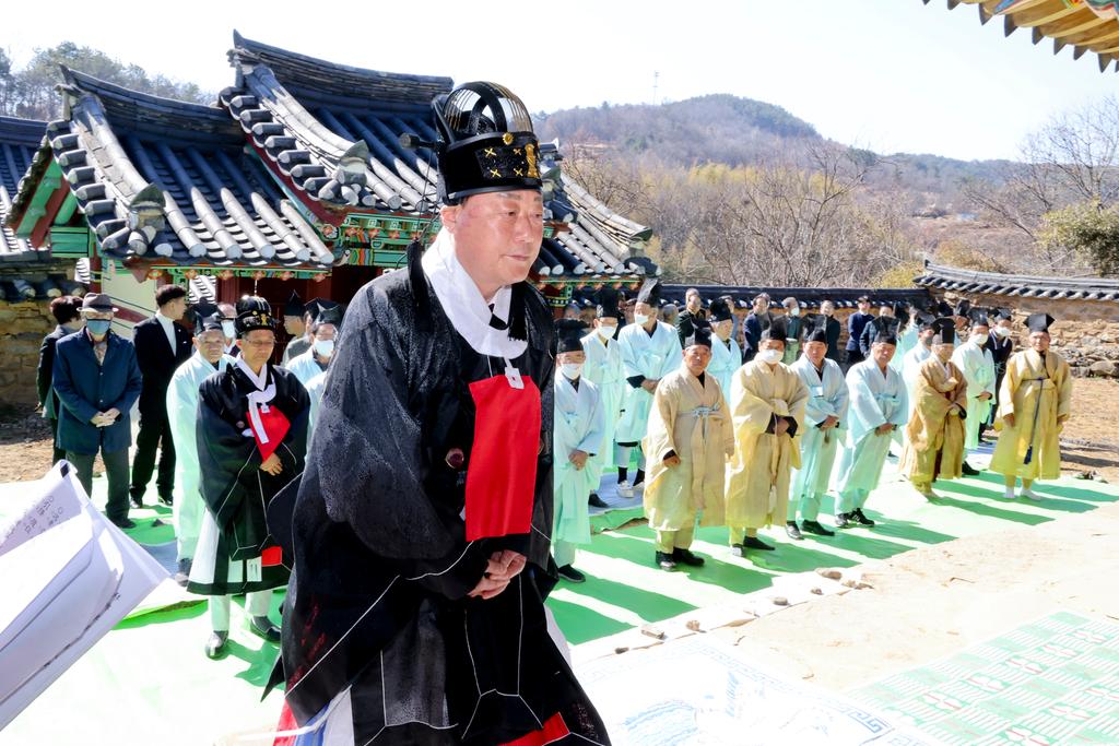 합천군 향교 춘기석전대제(춘향제) 봉행