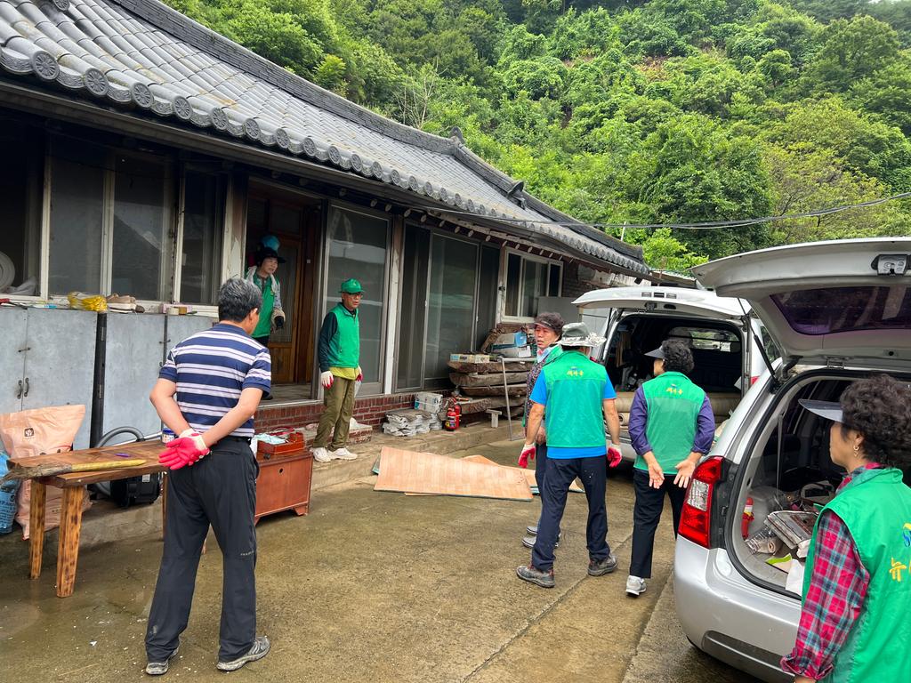 용주면새마을협의회, 사랑의 집 고치기