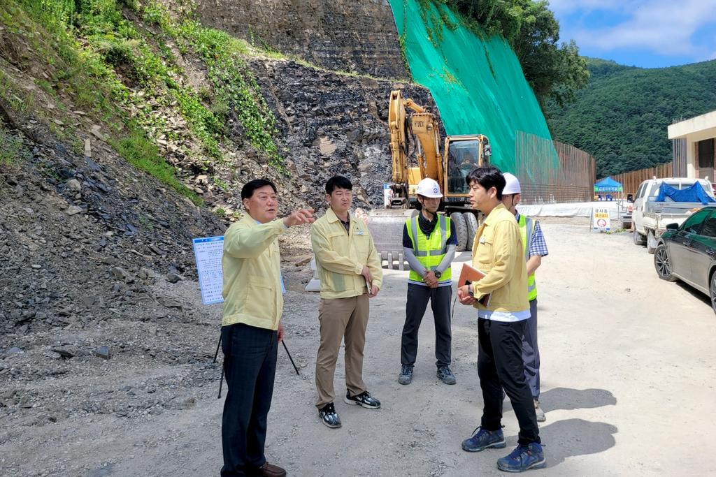 김윤철 합천군수, 제6호 태풍‘카눈’대비 긴급 점검