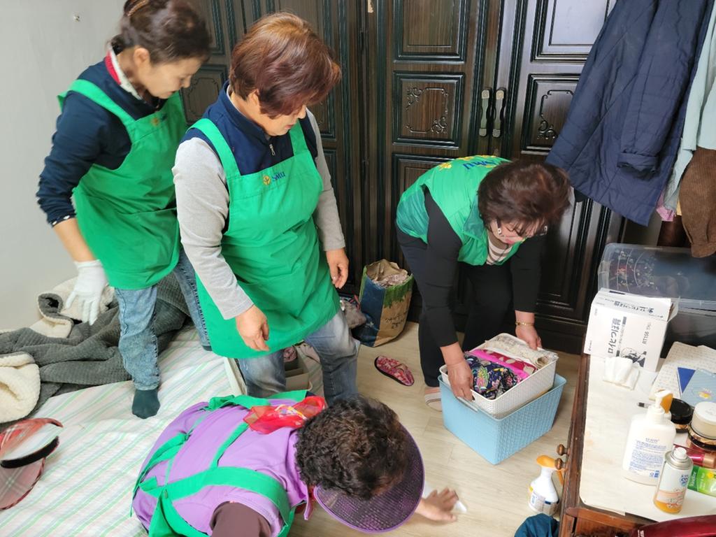 합천군 새마을부녀회, 정리수납 봉사활동 실시