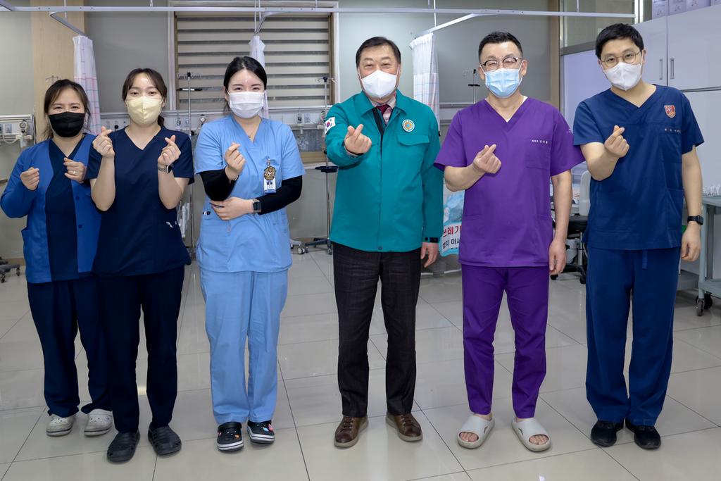  김윤철 합천군수, 지역응급의료기관 등 의료현장 방문