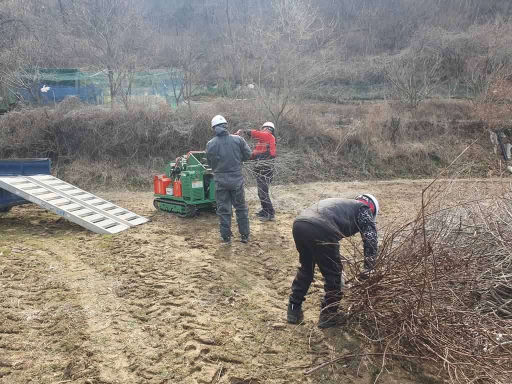 합천군 묘산면, 영농부산물 파쇄지원단 운영으로 산불예방
