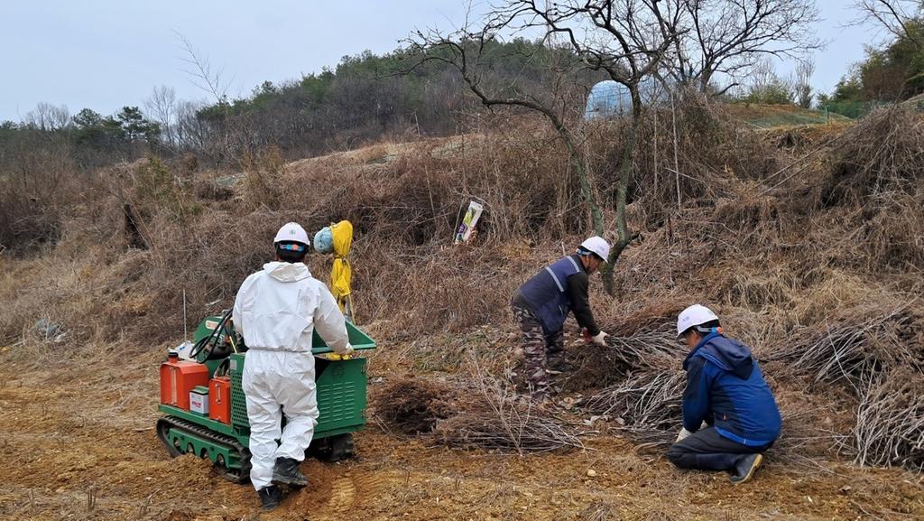 합천군 쌍백면, 산불제로 잔가지 파쇄기 운영 ‘박차’