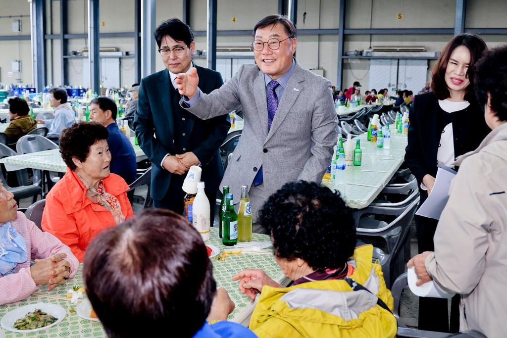 합천군 용주면, 제28회 노인의 날 기념식 및 경로잔치 개최