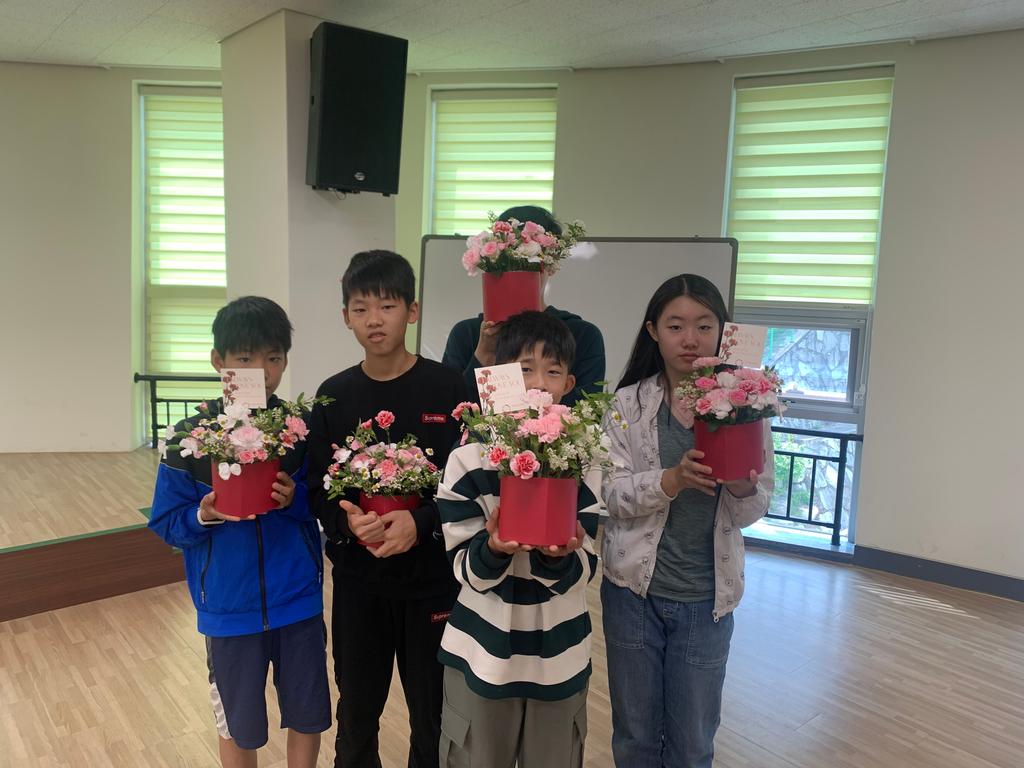 합천군 학교밖청소년지원센터, ‘플로리스트’진로 체험 실시