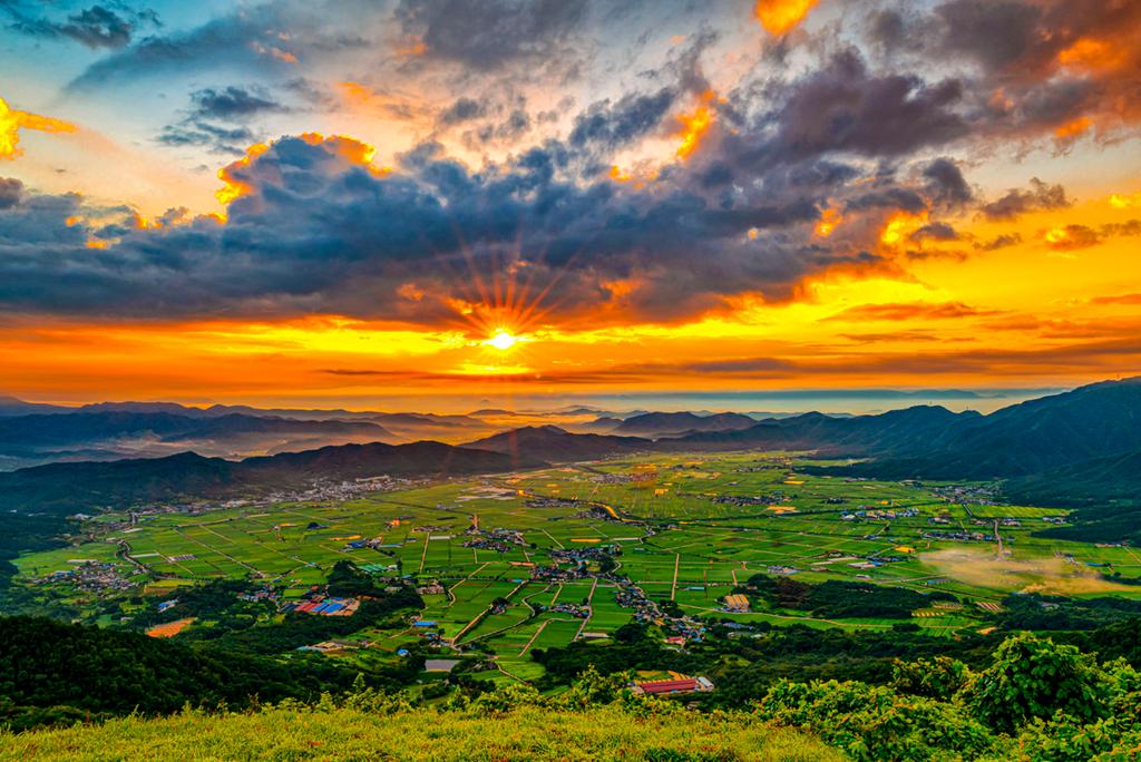   운석충돌구